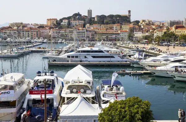Cuisiniste sur Mesure 06 Cuisiniste sur mesure Cannes