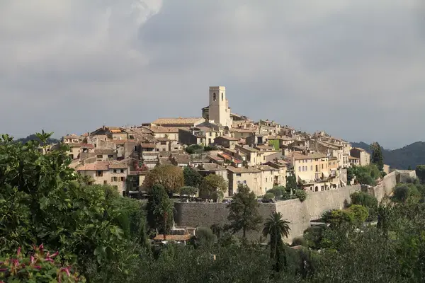 Cuisiniste sur Mesure 06 Cuisiniste sur mesure Saint-Paul-de-Vence